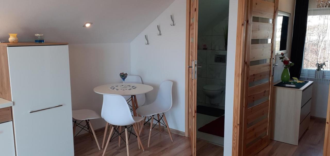 Mieszkanko Z Tarasem Limanowa Exteriör bild